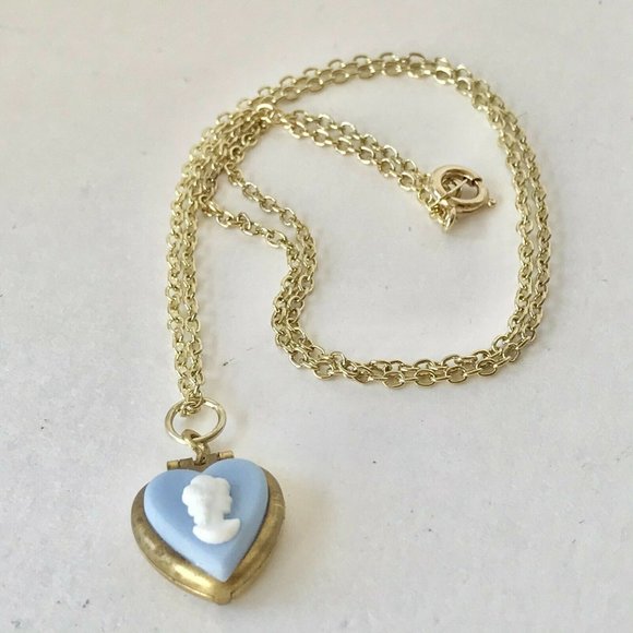 Vintage Gold Blue Cameo Heart Locket Necklace Dainty Small 18" Plated - Picture 8 of 11